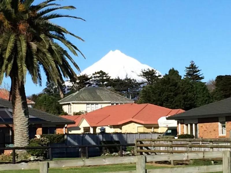 Parkside Motel And Apartments New Plymouth Eksteriør billede